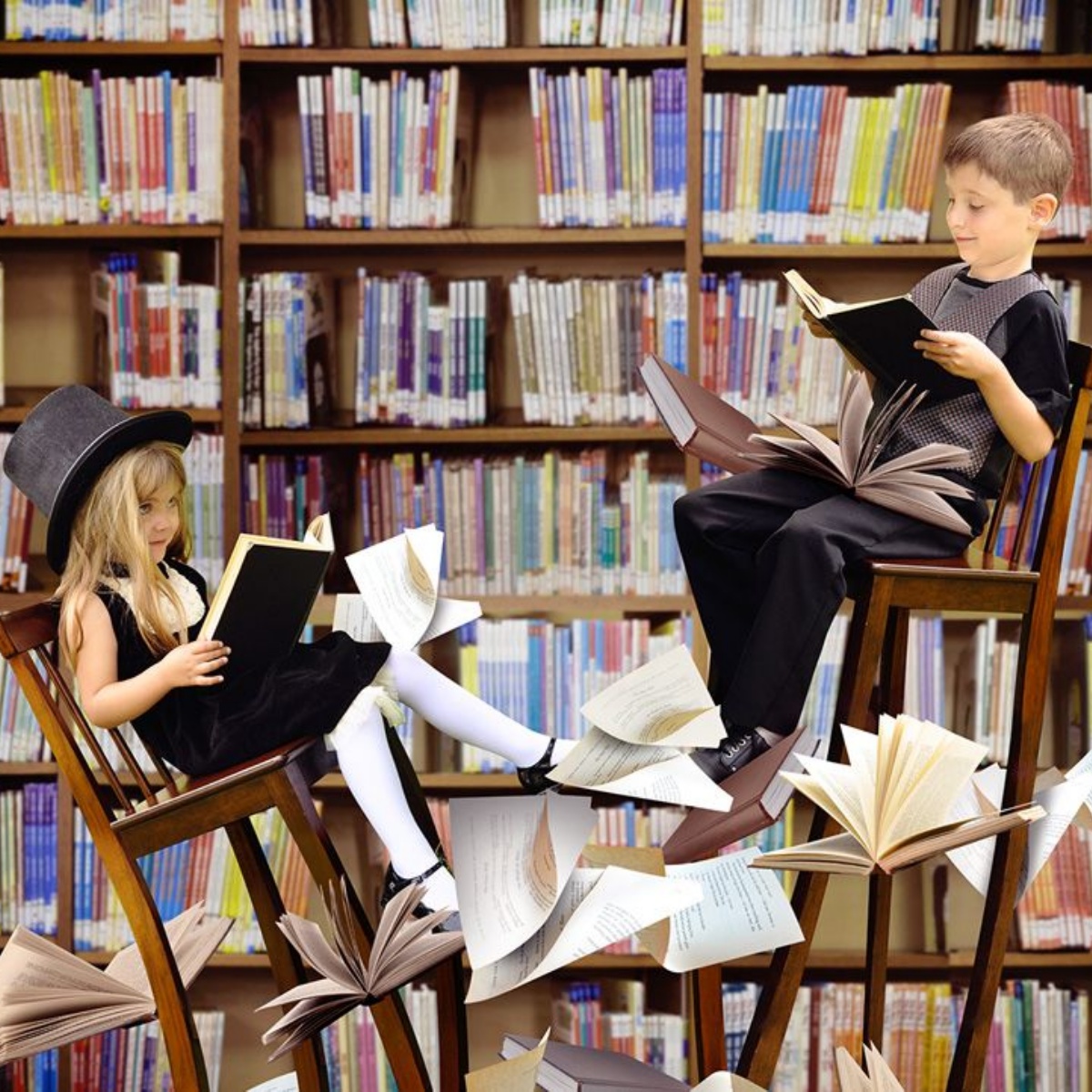 Библиотеки читать литературу. Дети в библиотеке. Читатели в библиотеке. Фотосъемка в библиотеке. Фотосессия в библиотеке.